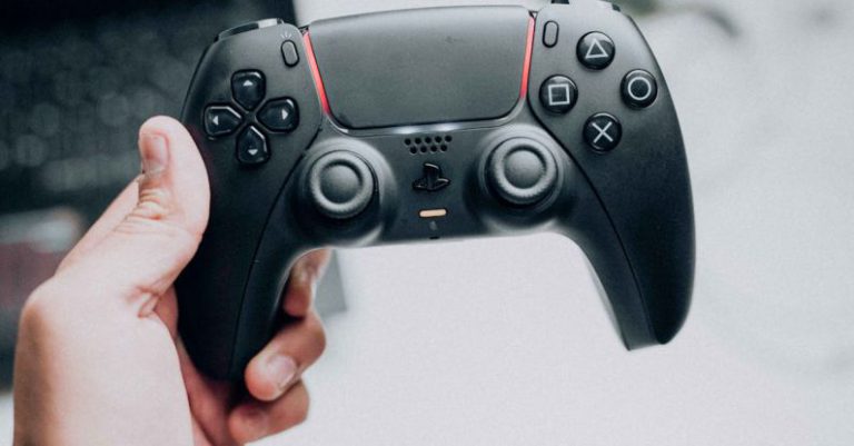 Haptic Feedback - Holding Sony PlayStation 5 DualSense Wireless Controller